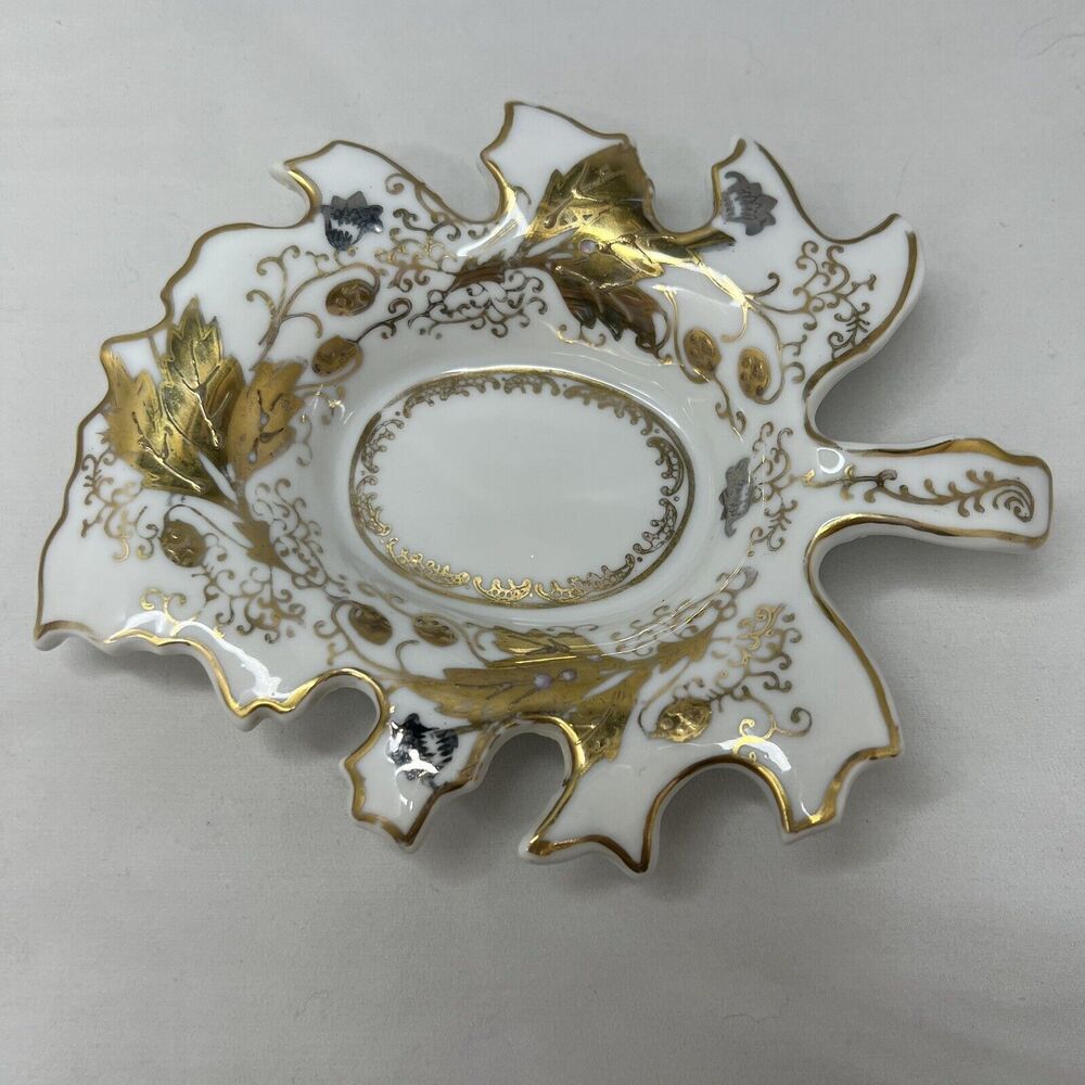 Vintage Lipper & Mann White Porcelain 1950’s Leaf Shaped Nut Dish